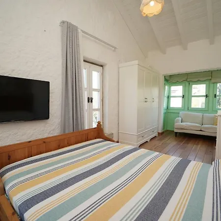 Private With Pool 150 M From The Sea - 4 Bathrooms - 8 People 别墅 *